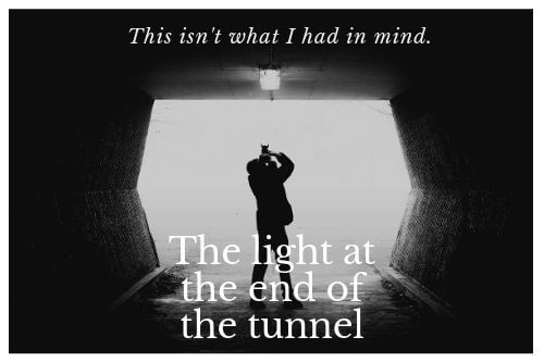 The Light At The End Of The Tunnel の意味 使い方 Artisanenglish Jp 英会話